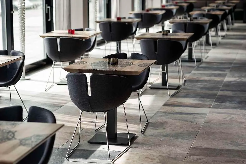 Mainport Hotel Rotterdam